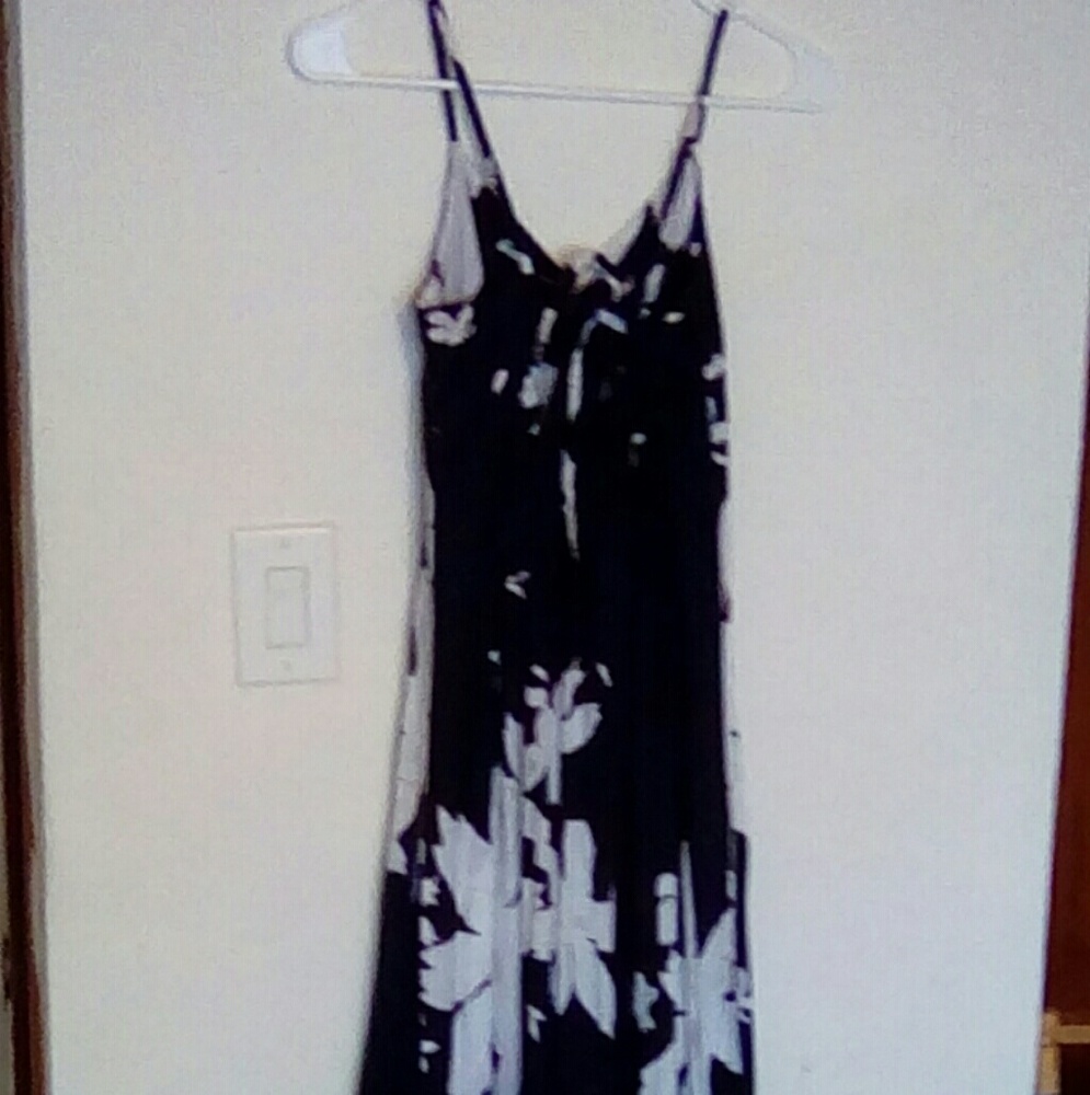 Lily Away Dress